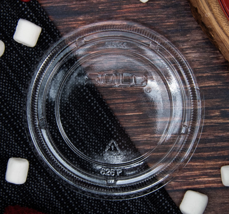 Tapa de plástico PET transparente sin ventilación para recipientes de 5.5 a 24 oz.
