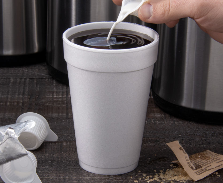 Vaso térmico de foam blanco de 16 oz.