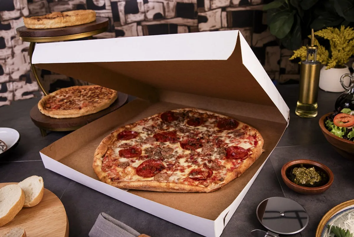 Caja de Cartón para Pizza 18″ x 18″