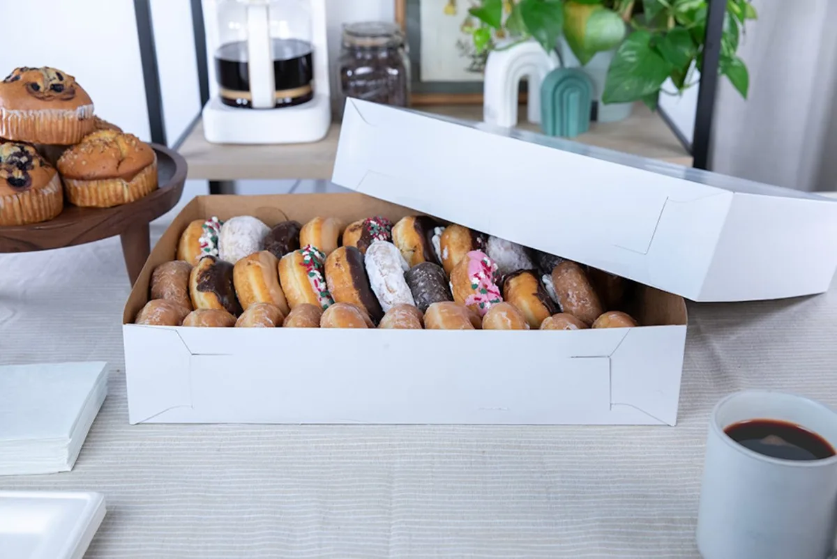 Caja Premium para Panadería / Charola para Donas 17X11X3-1/2"