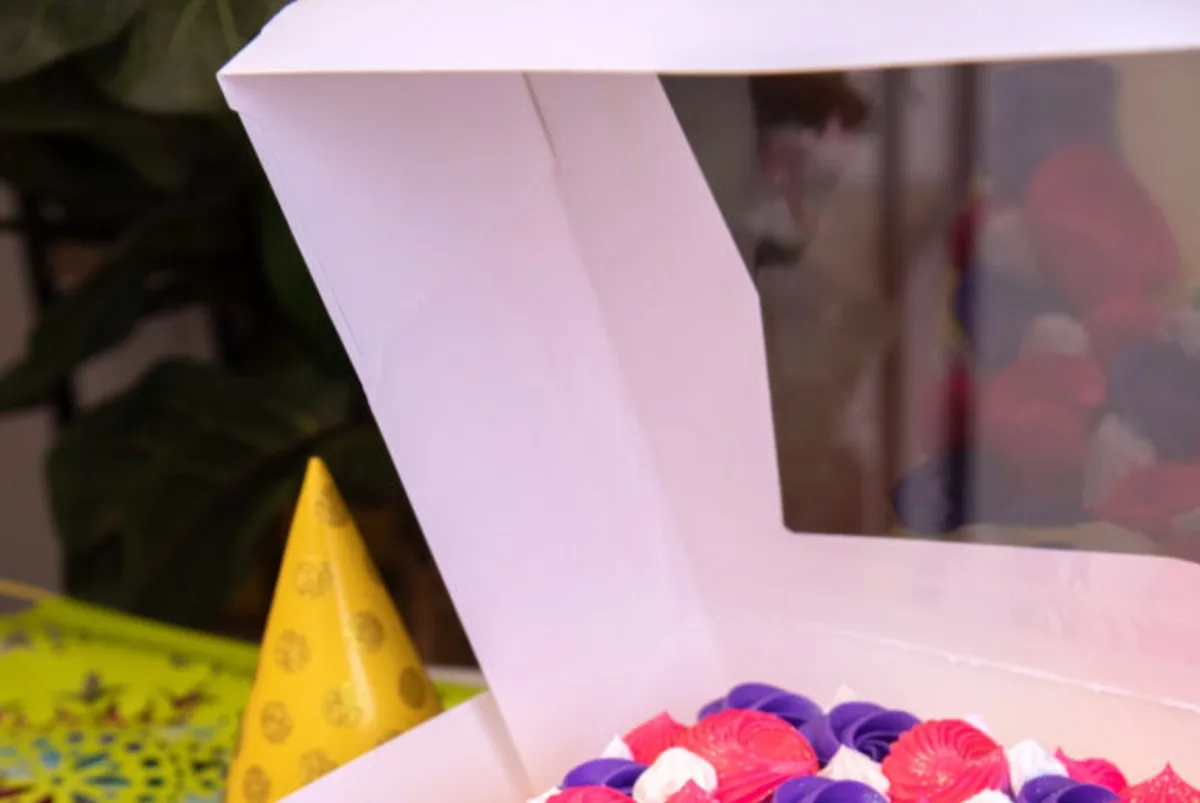 Caja para Panadería con Ventana 14X10X4"