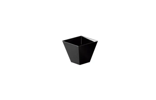 Copa Cuadrada Línea Petite Negra 6 oz